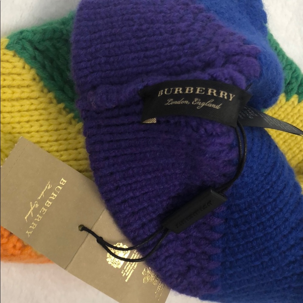 Burberry rainbow pride scully beanie hat - Picture 5 of 6
